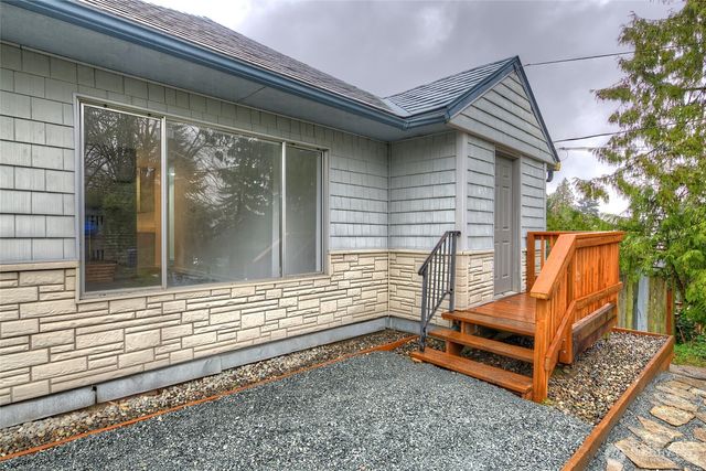 13715 45th Avenue S, Tukwila, WA 98168