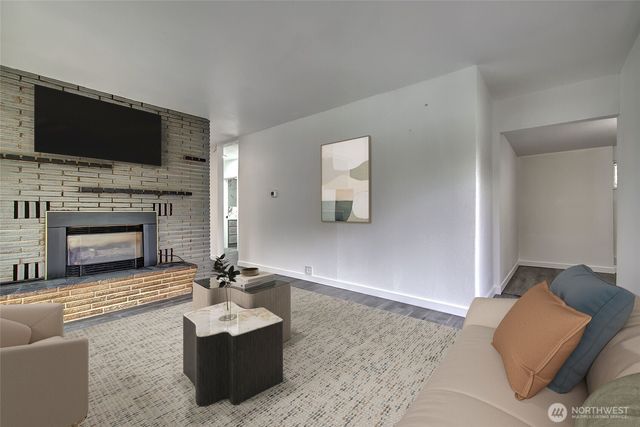 13715 45th Avenue S, Tukwila, WA 98168