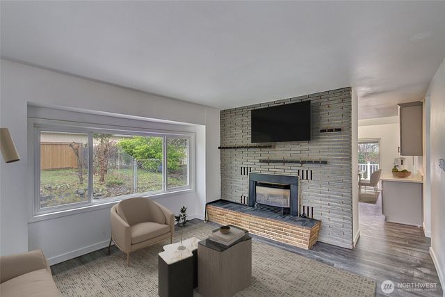 13715 45th Avenue S, Tukwila, WA 98168