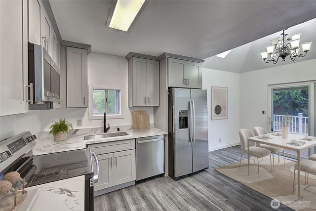 13715 45th Avenue S, Tukwila, WA 98168