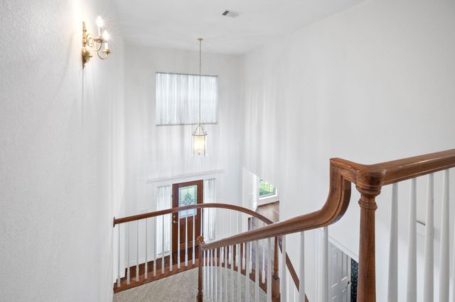 32 Wilderness WAY, Round Rock, TX 78664