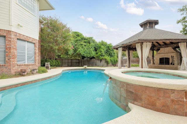 32 Wilderness WAY, Round Rock, TX 78664