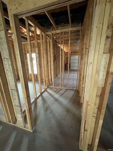 12 Creekside Lane, Wabash, IN 46992