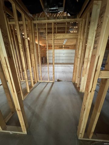 12 Creekside Lane, Wabash, IN 46992