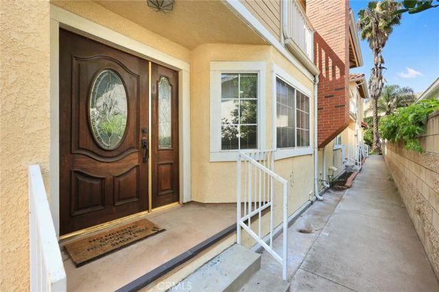 607 W Duarte A, Monrovia, CA 91016