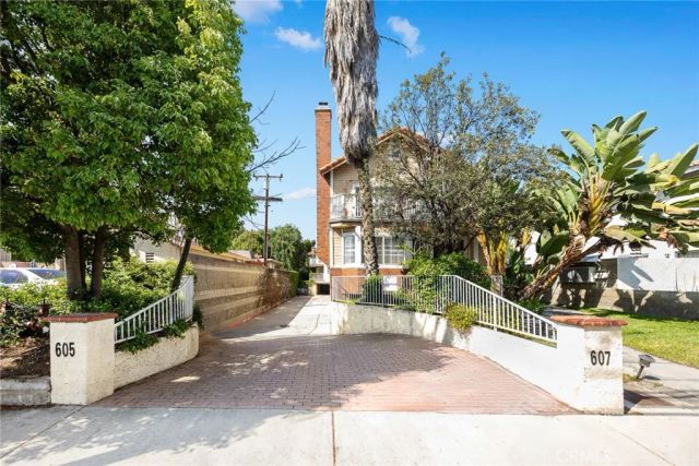 607 W Duarte A, Monrovia, CA 91016