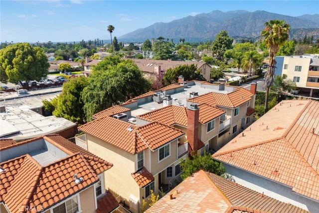 607 W Duarte A, Monrovia, CA 91016