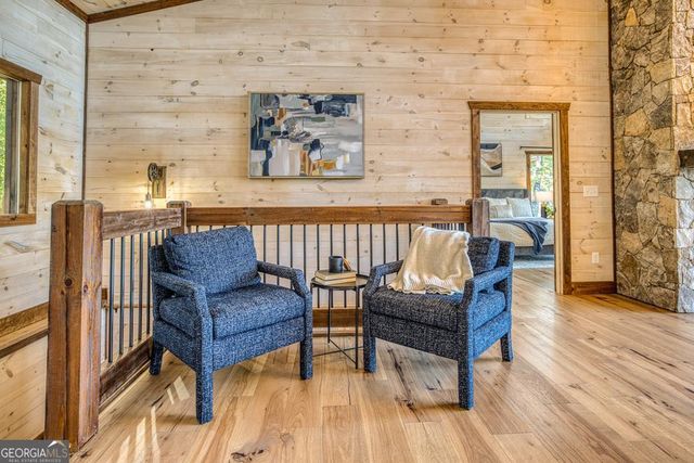 150 Oak Hill Drive, Mineral Bluff, GA 30559