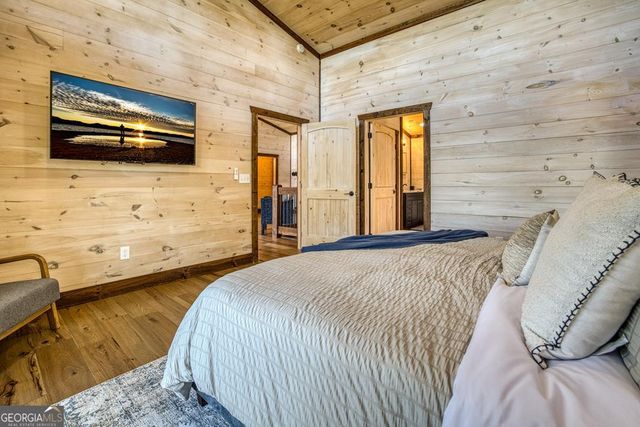 150 Oak Hill Drive, Mineral Bluff, GA 30559