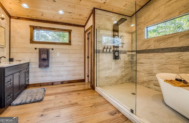 150 Oak Hill Drive, Mineral Bluff, GA 30559