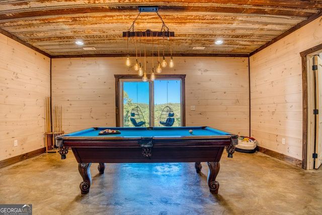 150 Oak Hill Drive, Mineral Bluff, GA 30559