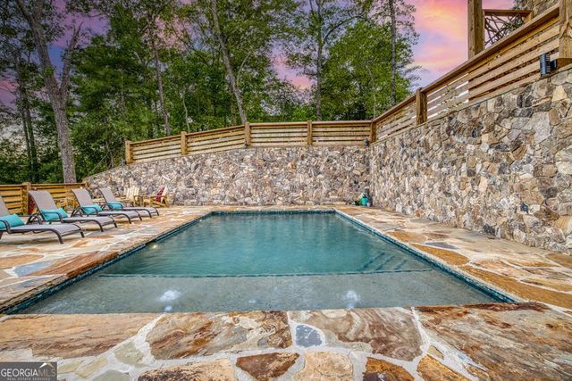 150 Oak Hill Drive, Mineral Bluff, GA 30559