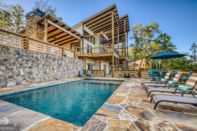 150 Oak Hill Drive, Mineral Bluff, GA 30559