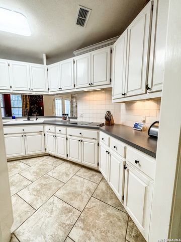 338 Oak, Brackettville, TX 78832