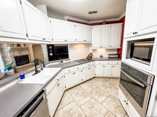 338 Oak, Brackettville, TX 78832