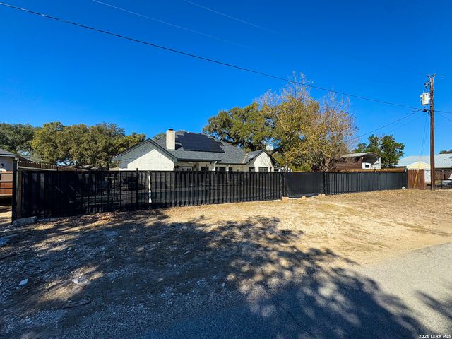338 Oak, Brackettville, TX 78832