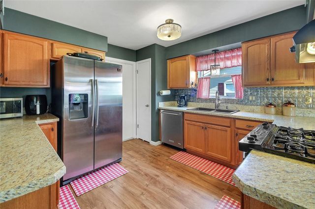 2218 ORKNEY DRIVE, Leesburg, FL 34788