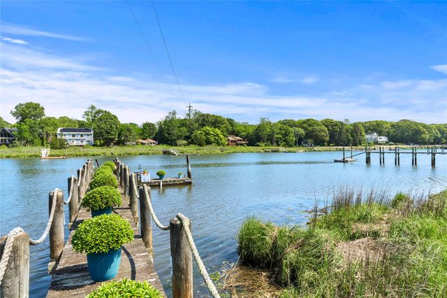 935 Meday Avenue, Mattituck, NY 11952