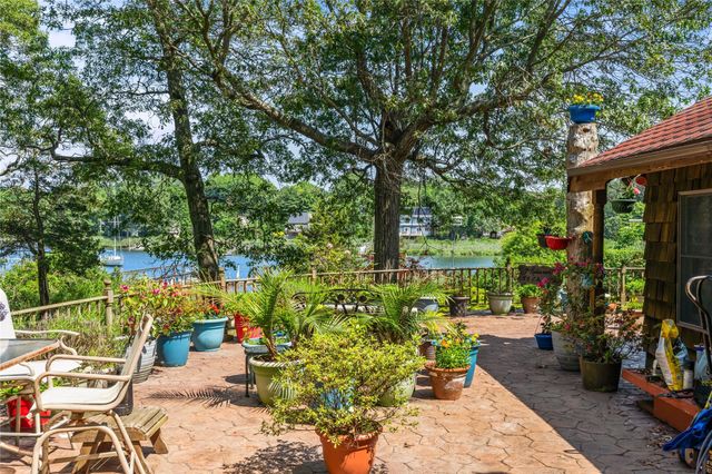 935 Meday Avenue, Mattituck, NY 11952