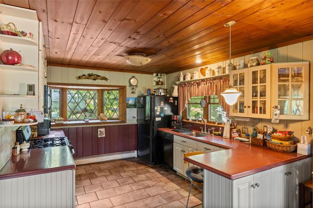 935 Meday Avenue, Mattituck, NY 11952