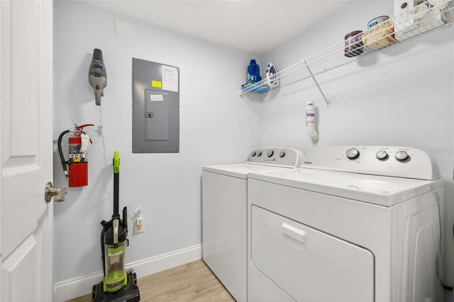 8424 CRYSTAL COVE LOOP, Kissimmee, FL 34747