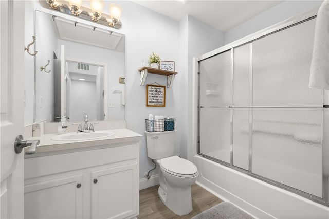 8424 CRYSTAL COVE LOOP, Kissimmee, FL 34747