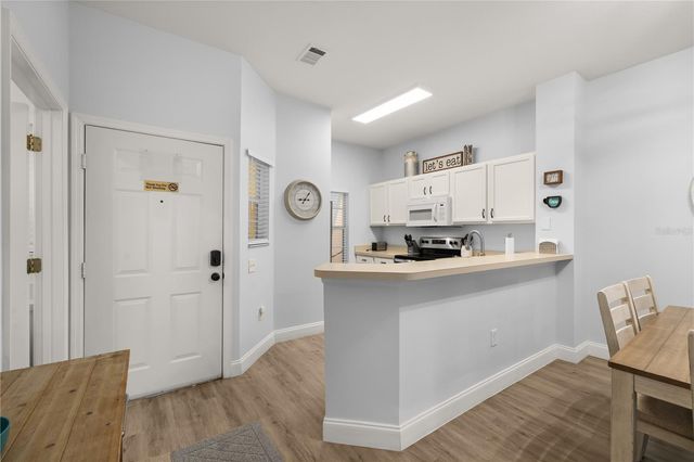 8424 CRYSTAL COVE LOOP, Kissimmee, FL 34747