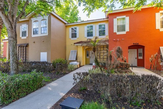 8424 CRYSTAL COVE LOOP, Kissimmee, FL 34747