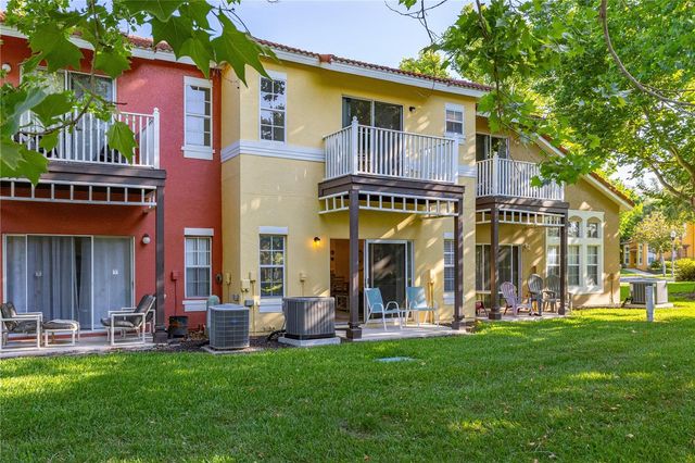8424 CRYSTAL COVE LOOP, Kissimmee, FL 34747