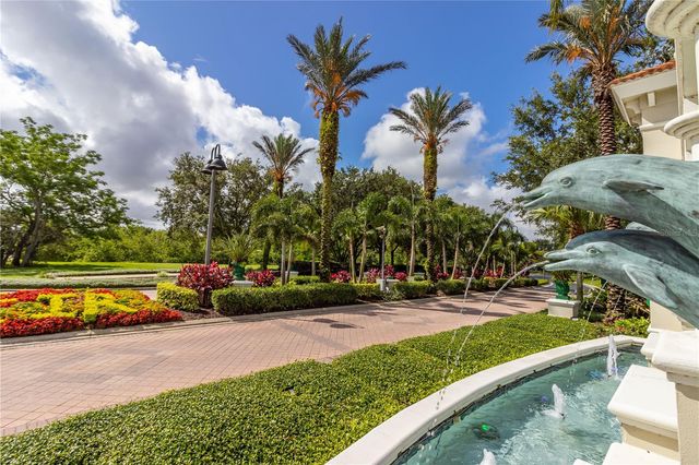 8424 CRYSTAL COVE LOOP, Kissimmee, FL 34747