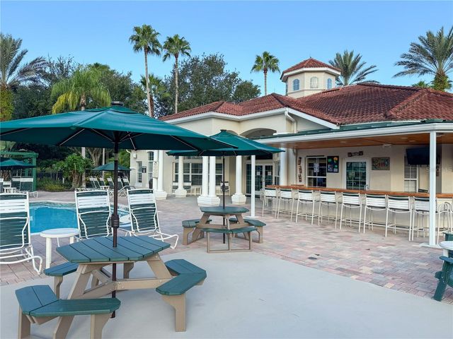 8424 CRYSTAL COVE LOOP, Kissimmee, FL 34747