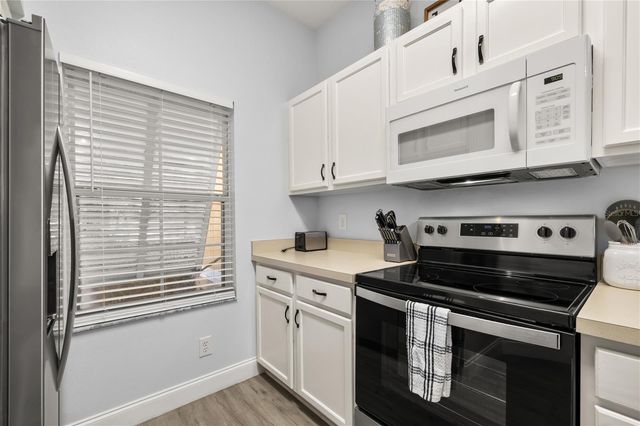 8424 CRYSTAL COVE LOOP, Kissimmee, FL 34747