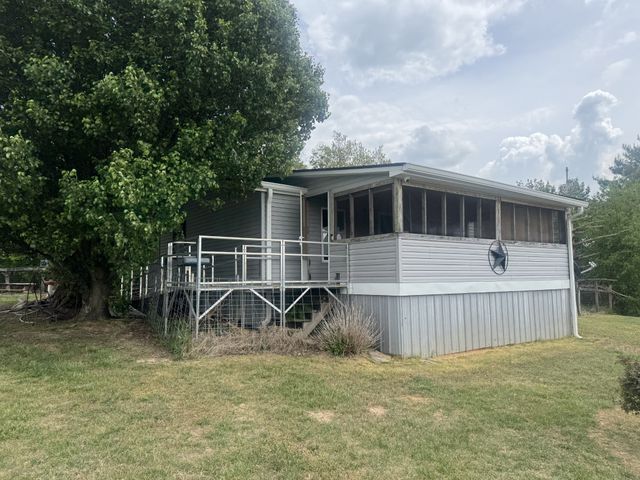 1619 McCormick Ridge Rd, Red Boiling Springs, TN 37150
