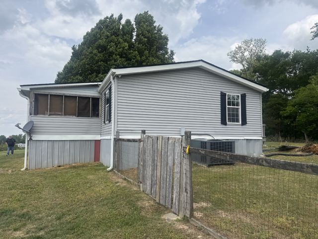 1619 McCormick Ridge Rd, Red Boiling Springs, TN 37150