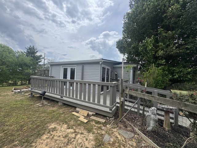 1619 McCormick Ridge Rd, Red Boiling Springs, TN 37150