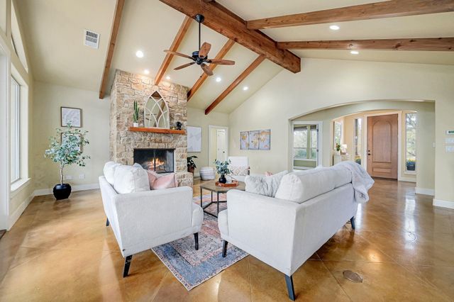 2551 Wolf Creek Ranch RD, Burnet, TX 78611