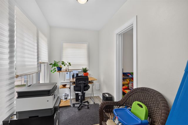 2626 Maple Street, Des Moines, IA 50317