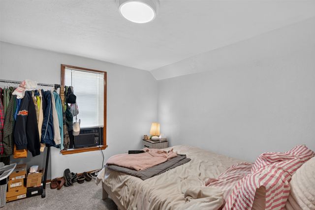 2626 Maple Street, Des Moines, IA 50317