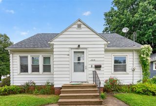 2626 Maple Street, Des Moines, IA 50317