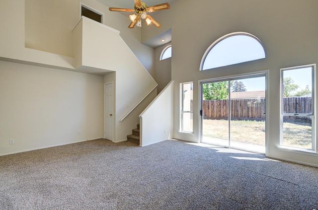 5415 W Stuart Avenue, Fresno, CA 93722