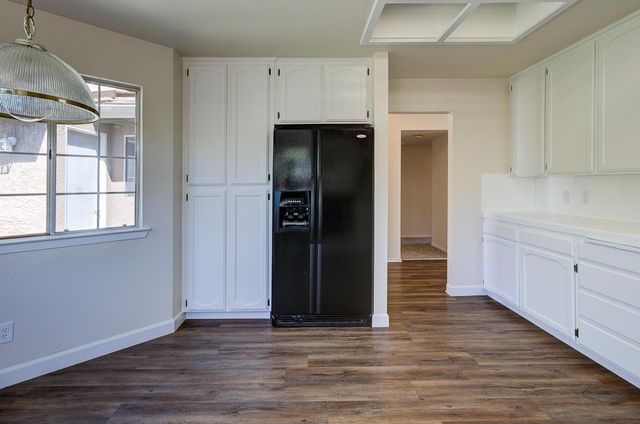 5415 W Stuart Avenue, Fresno, CA 93722