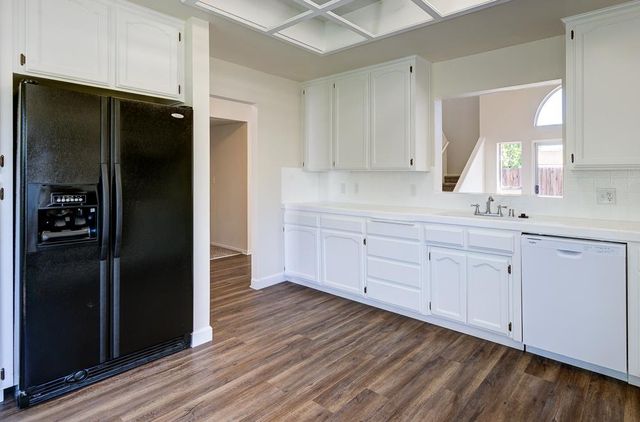 5415 W Stuart Avenue, Fresno, CA 93722