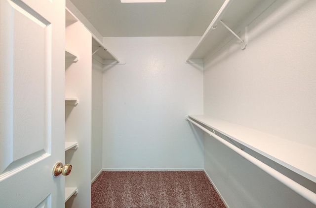 5415 W Stuart Avenue, Fresno, CA 93722