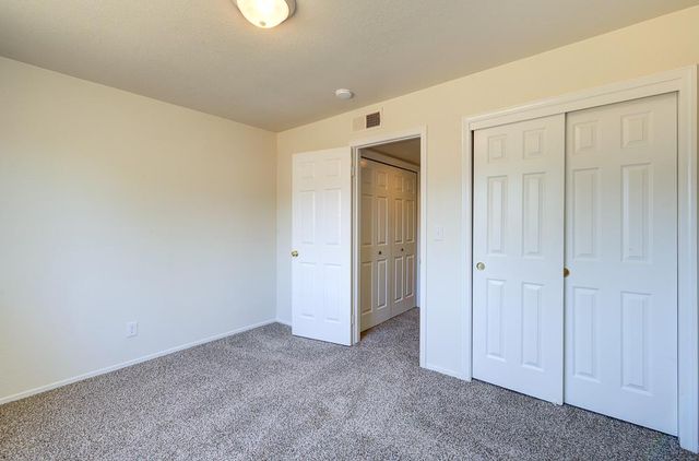 5415 W Stuart Avenue, Fresno, CA 93722