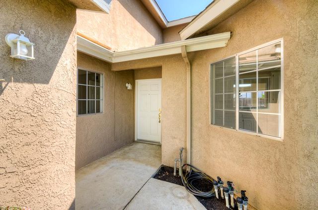 5415 W Stuart Avenue, Fresno, CA 93722