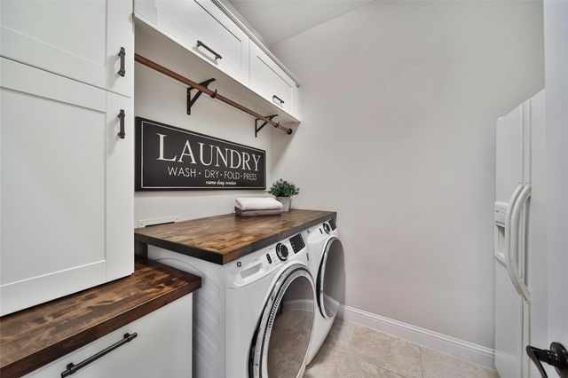 28526 Hunters Shore Drive, Katy, TX 77494