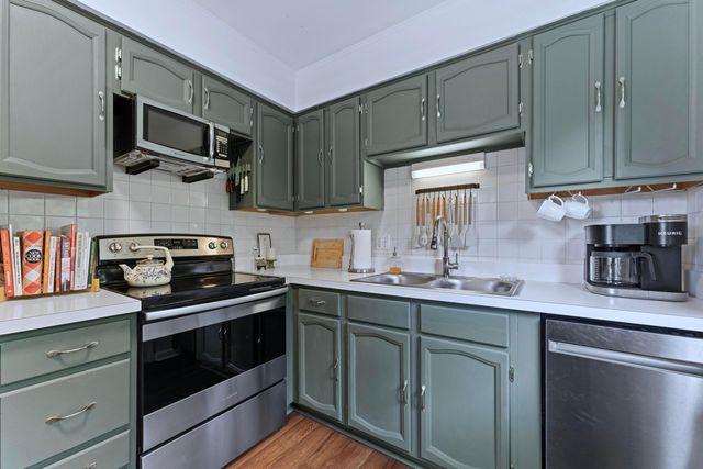 831 Chelsea Avenue, Bexley, OH 43209