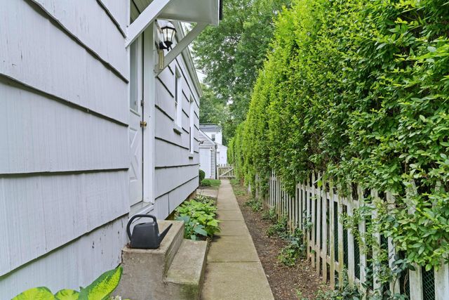 831 Chelsea Avenue, Bexley, OH 43209