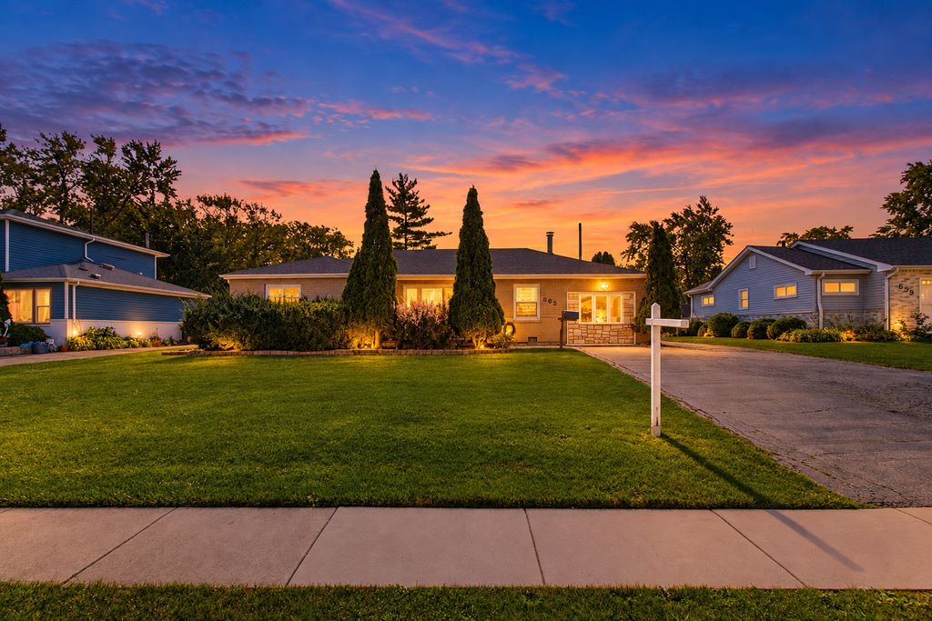 665 Illinois Boulevard, Hoffman Estates, IL 60169 — photo 3