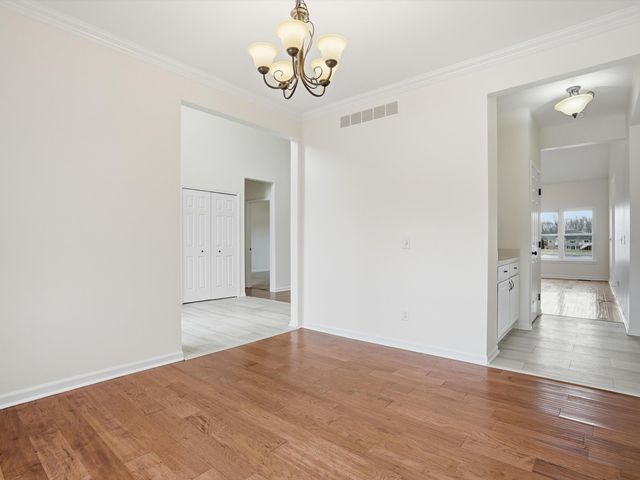 36580 N Pointe Drive, New Baltimore, MI 48047